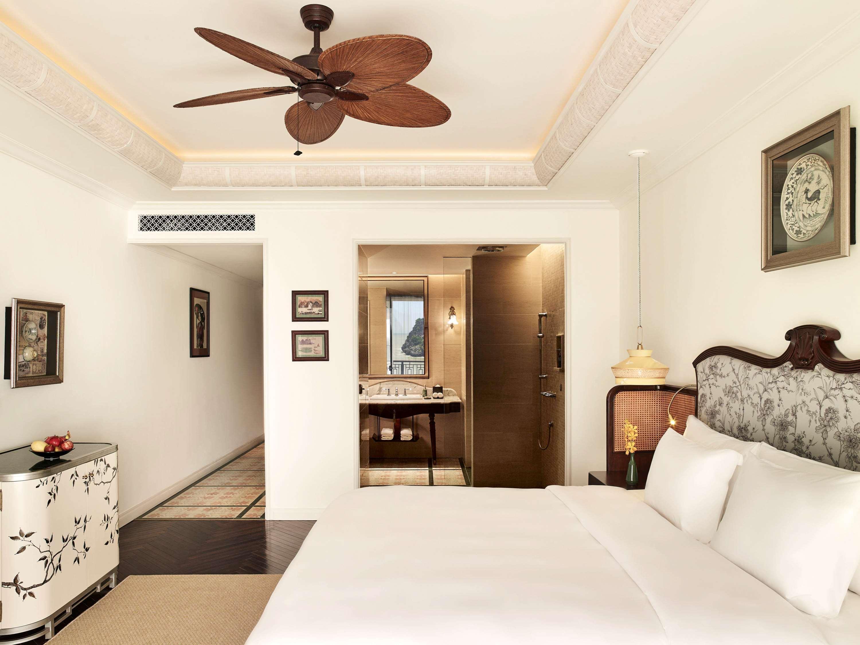 Hotel Perle D'Orient Cat Ba - Mgallery Chan Chau Exterior foto A room at the Taj Bengal
