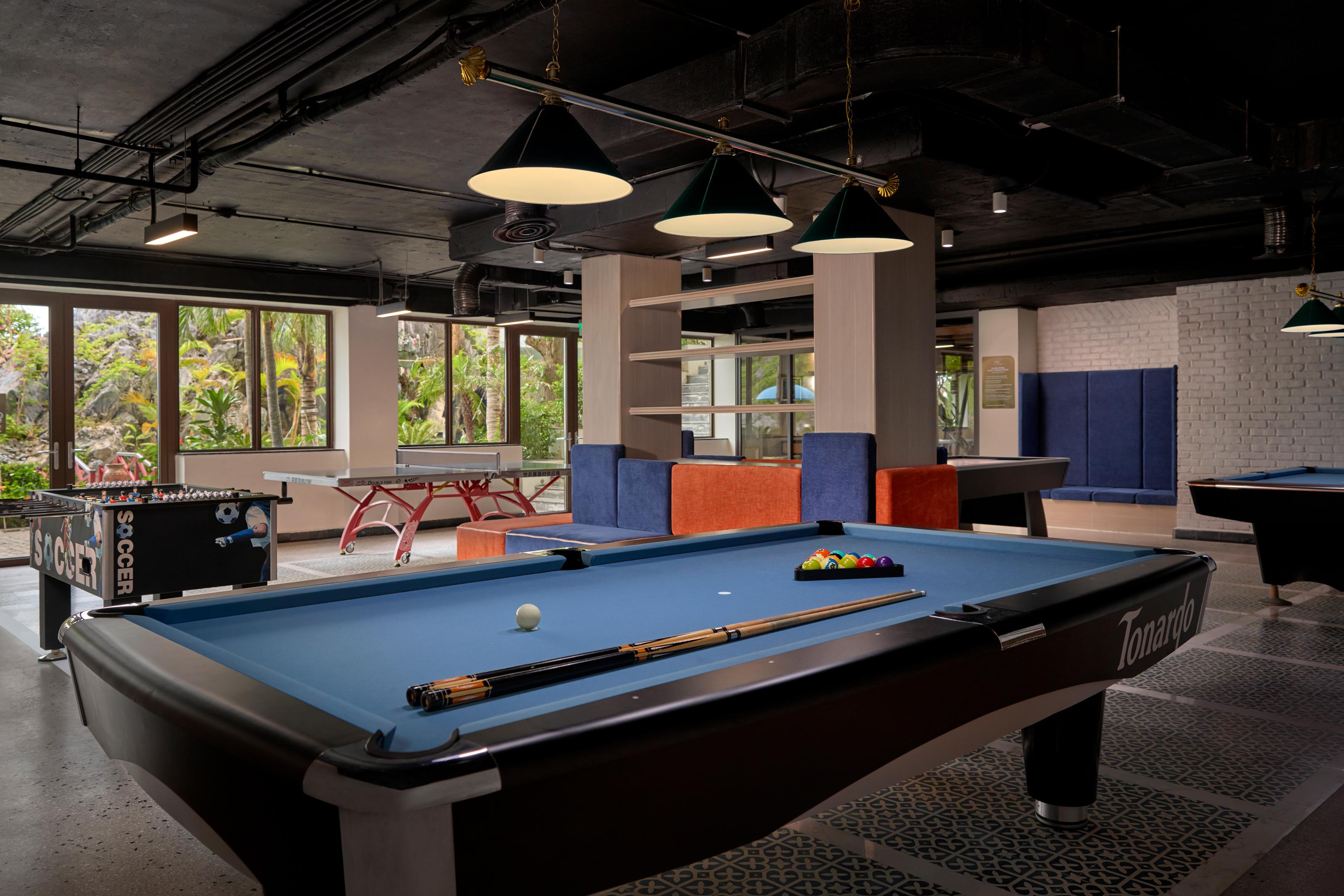 Hotel Perle D'Orient Cat Ba - Mgallery Chan Chau Exterior foto The game room