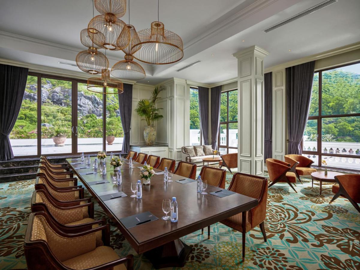 Hotel Perle D'Orient Cat Ba - Mgallery Chan Chau Exterior foto Meeting room at The Westin Da Lat