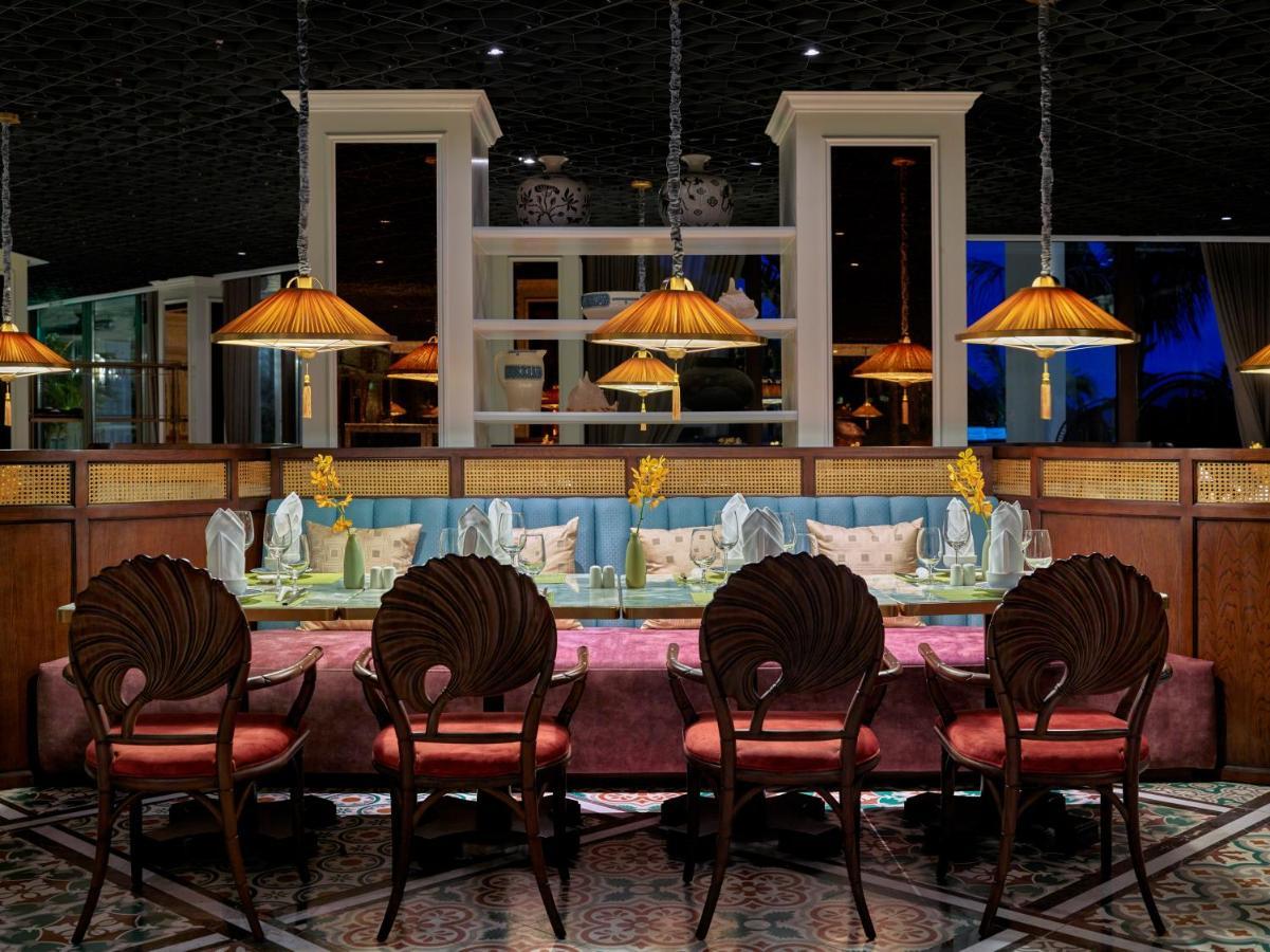 Hotel Perle D'Orient Cat Ba - Mgallery Chan Chau Exterior foto The interior of the restaurant